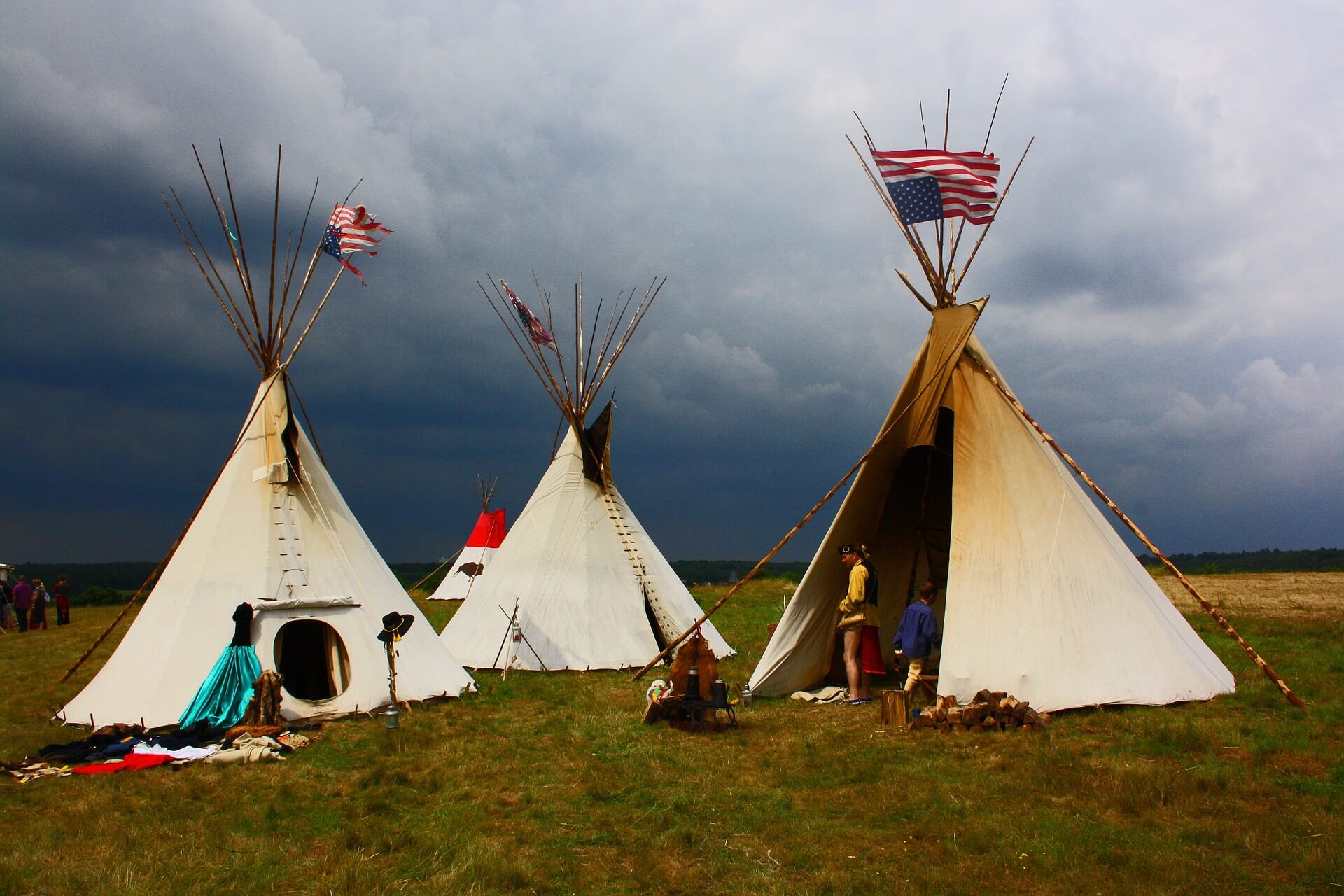 An Native American encampment